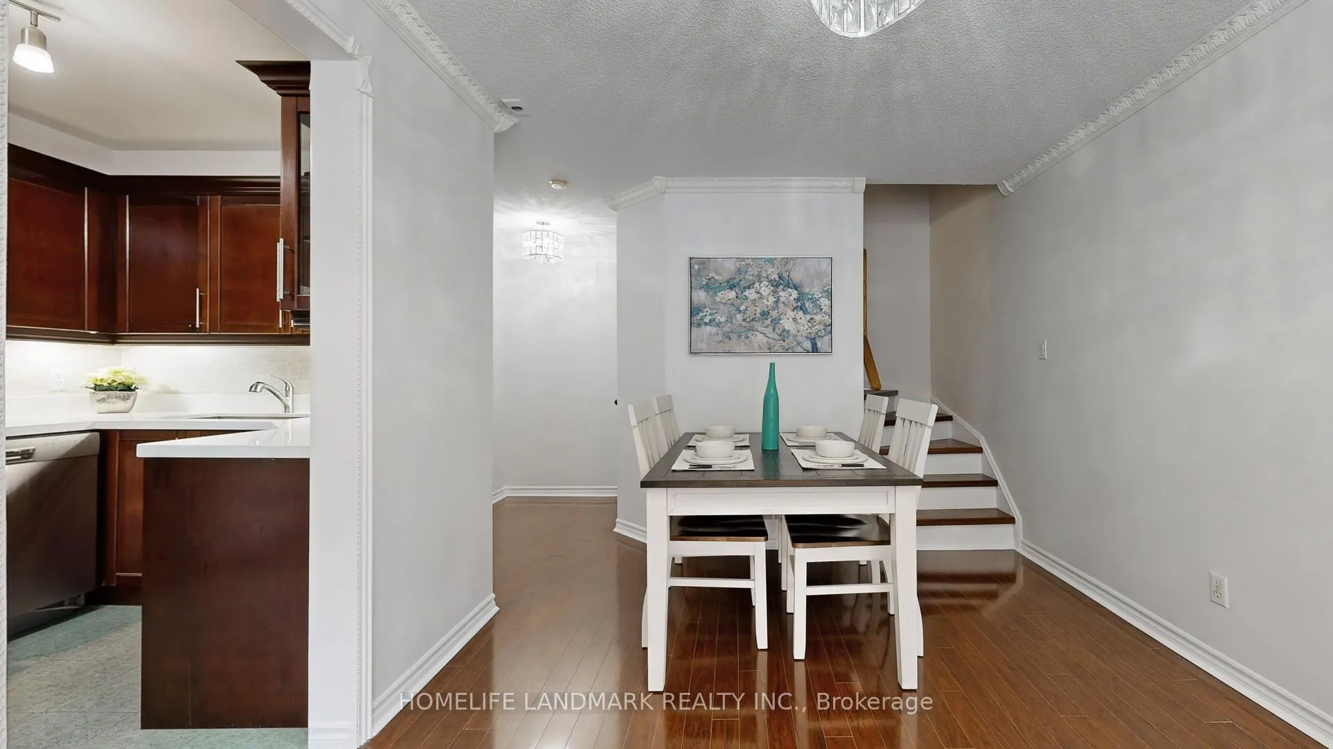 Photo 11 of Unit 54, 151 Townsgate Drive, Vaughan, Crestwood-Springfarm-Yorkhill — HOMEH