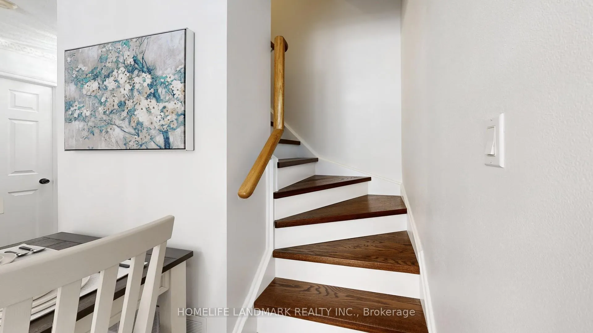 Photo 17 of Unit 54, 151 Townsgate Drive, Vaughan, Crestwood-Springfarm-Yorkhill — HOMEH