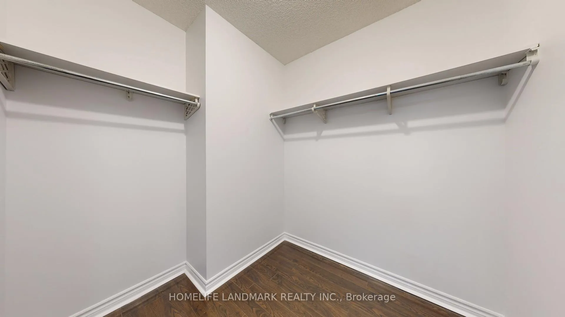 Photo 25 of Unit 54, 151 Townsgate Drive, Vaughan, Crestwood-Springfarm-Yorkhill — HOMEH
