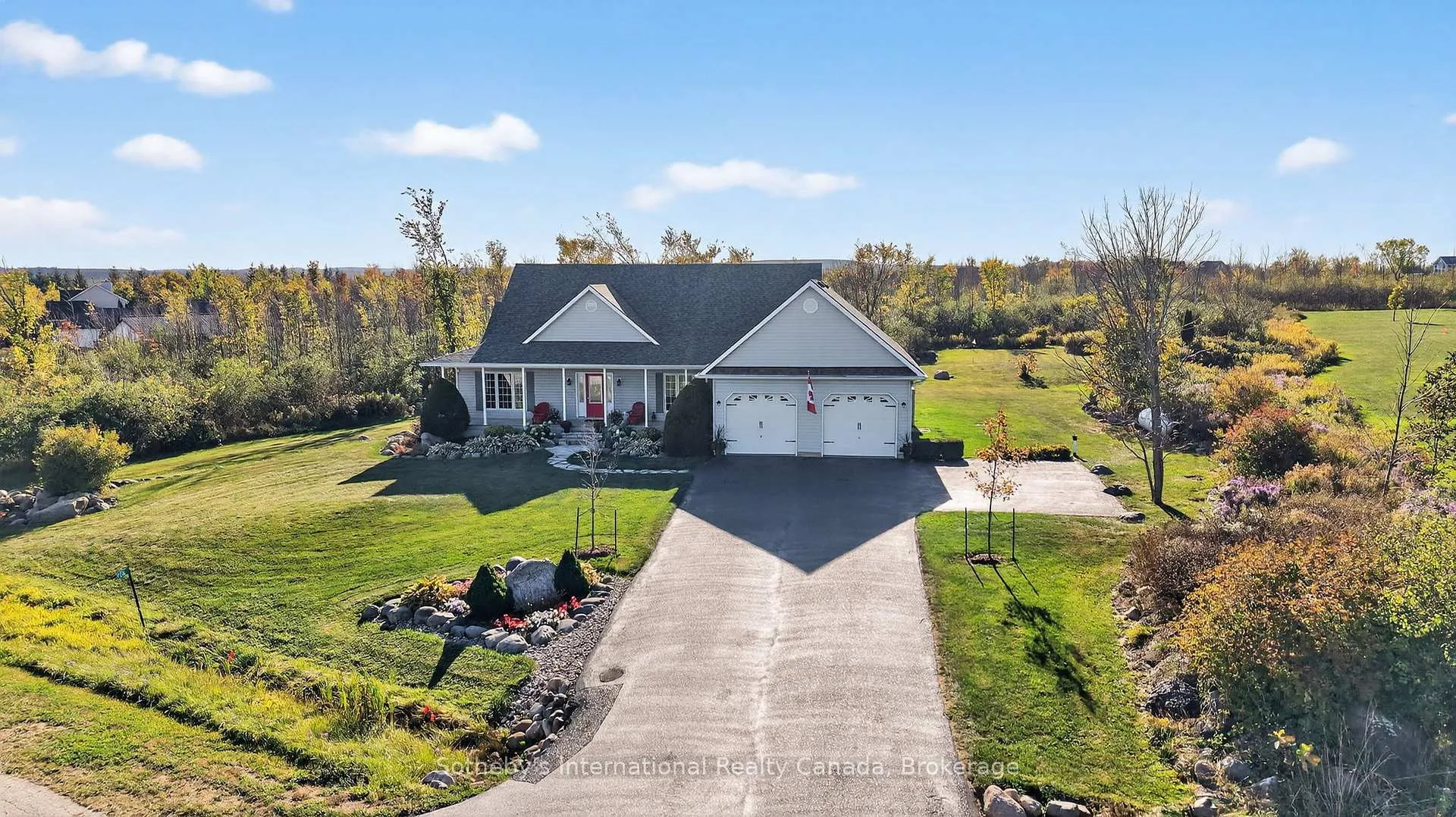 Photo 3 of 108 Ridgecrest Lane, Meaford — HOMEH