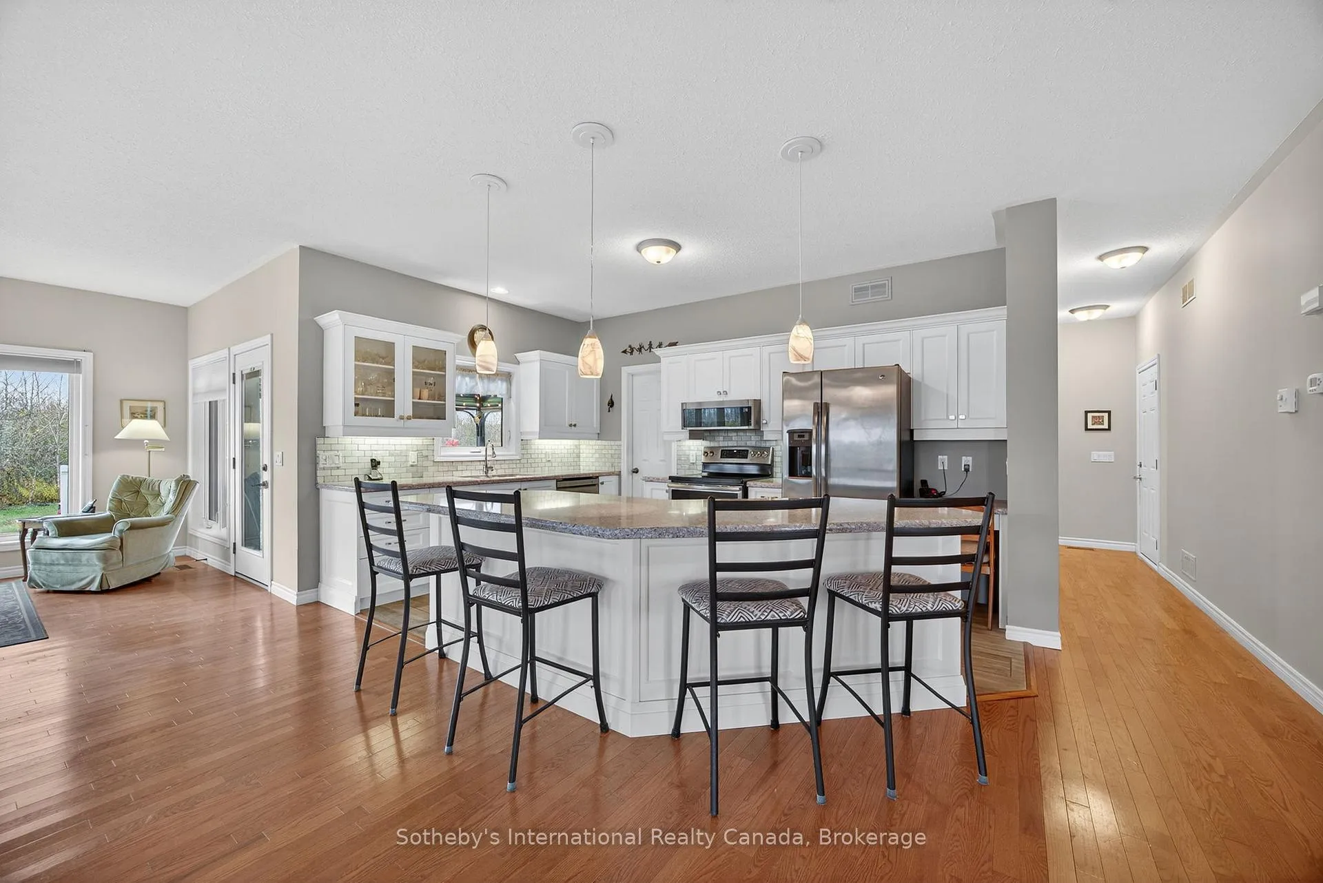 Photo 6 of 108 Ridgecrest Lane, Meaford — HOMEH