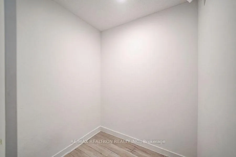 Photo 8 of Unit 1612, 17 Bathurst Street, Toronto, Waterfront Communities — HOMEH