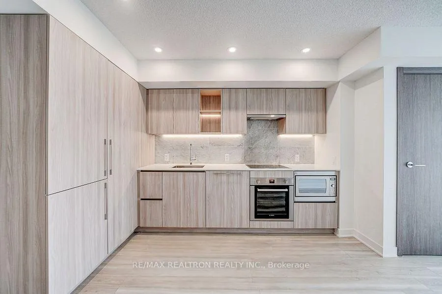 Photo 12 of Unit 1612, 17 Bathurst Street, Toronto, Waterfront Communities — HOMEH