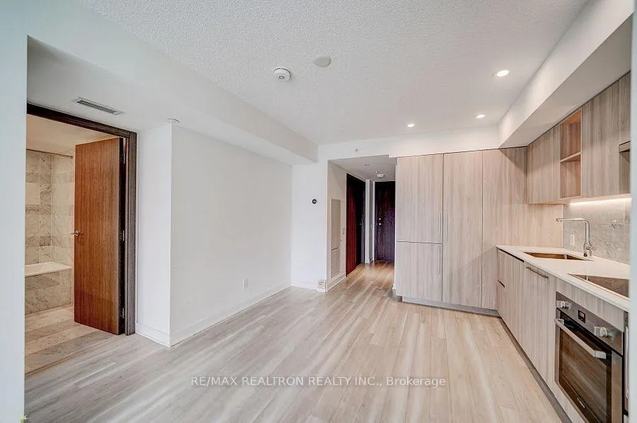 Photo 20 of Unit 1612, 17 Bathurst Street, Toronto, Waterfront Communities — HOMEH