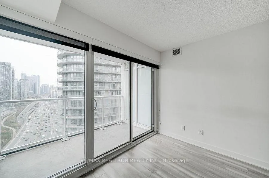 Photo 28 of Unit 1612, 17 Bathurst Street, Toronto, Waterfront Communities — HOMEH