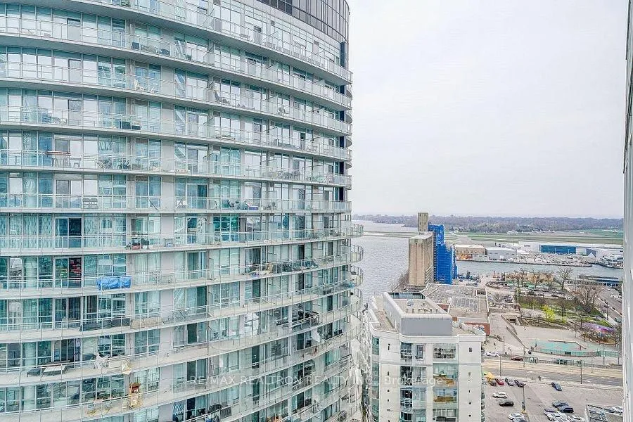 Photo 29 of Unit 1612, 17 Bathurst Street, Toronto, Waterfront Communities — HOMEH