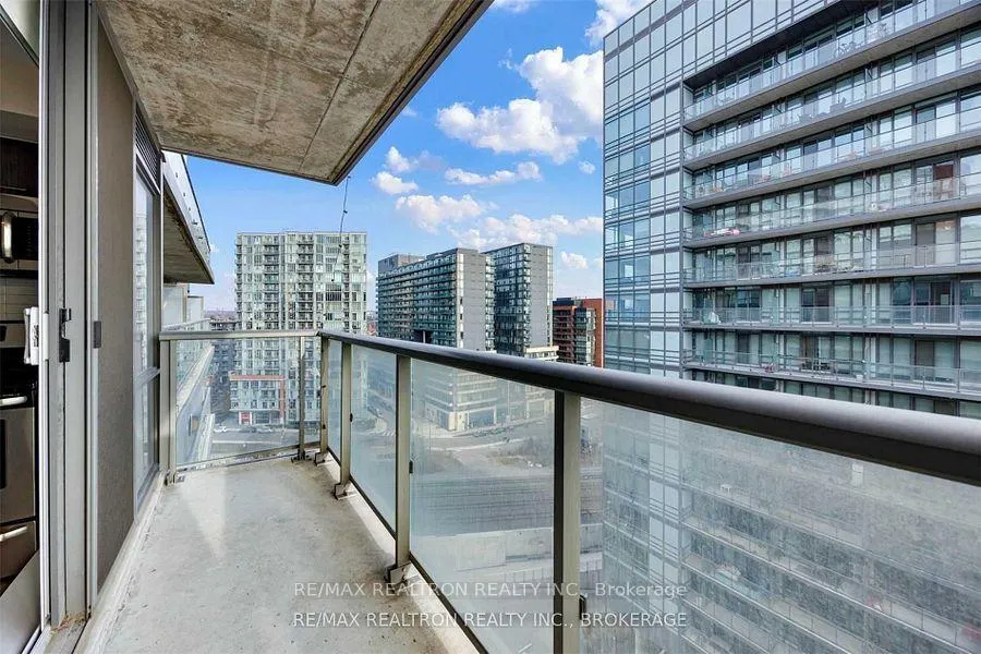 Photo 12 of Unit 1306, 20 Joe Shuster Way, Toronto, Niagara — HOMEH