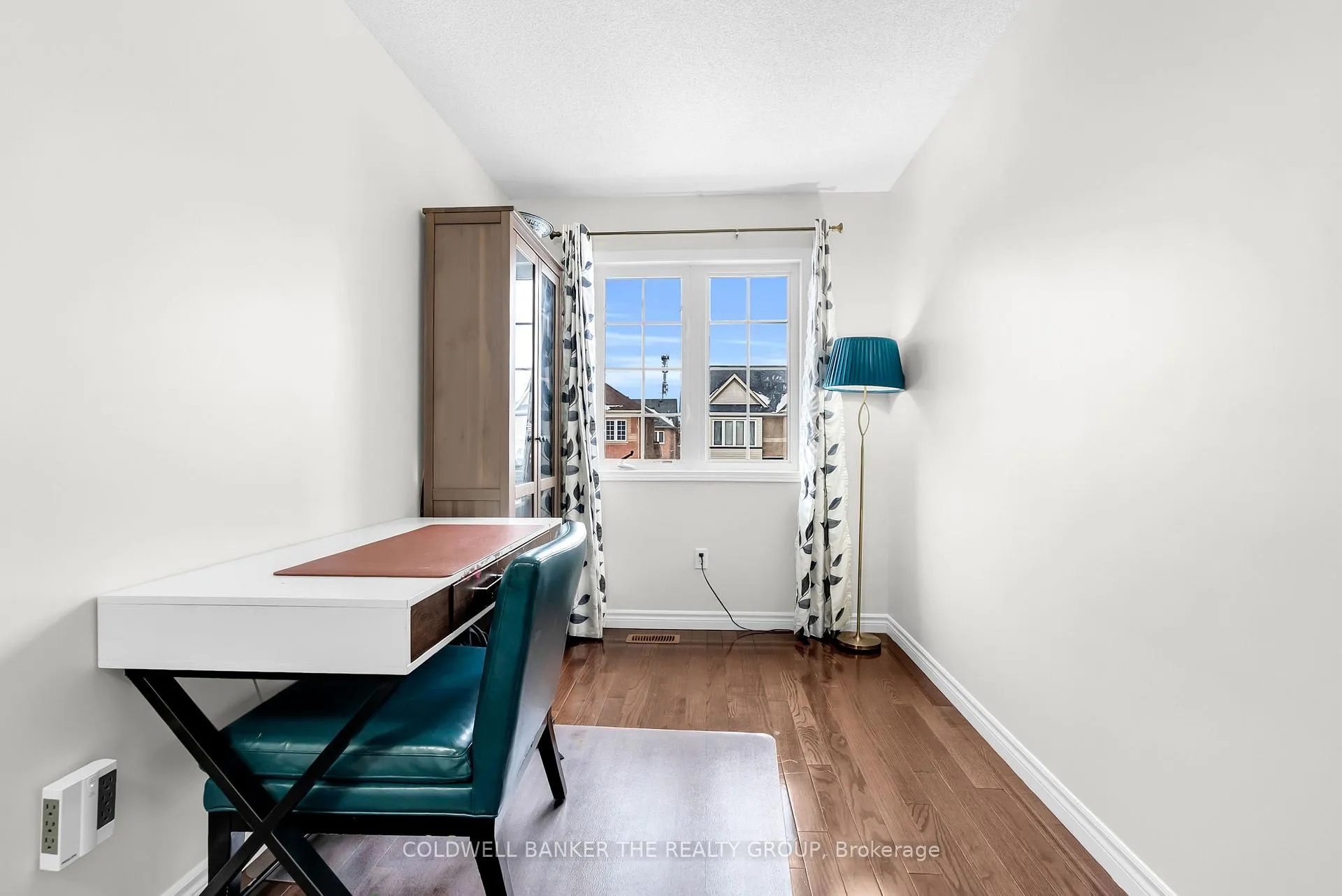 Photo 31 of 98 Masters Green Crescent, Brampton, Snelgrove — HOMEH