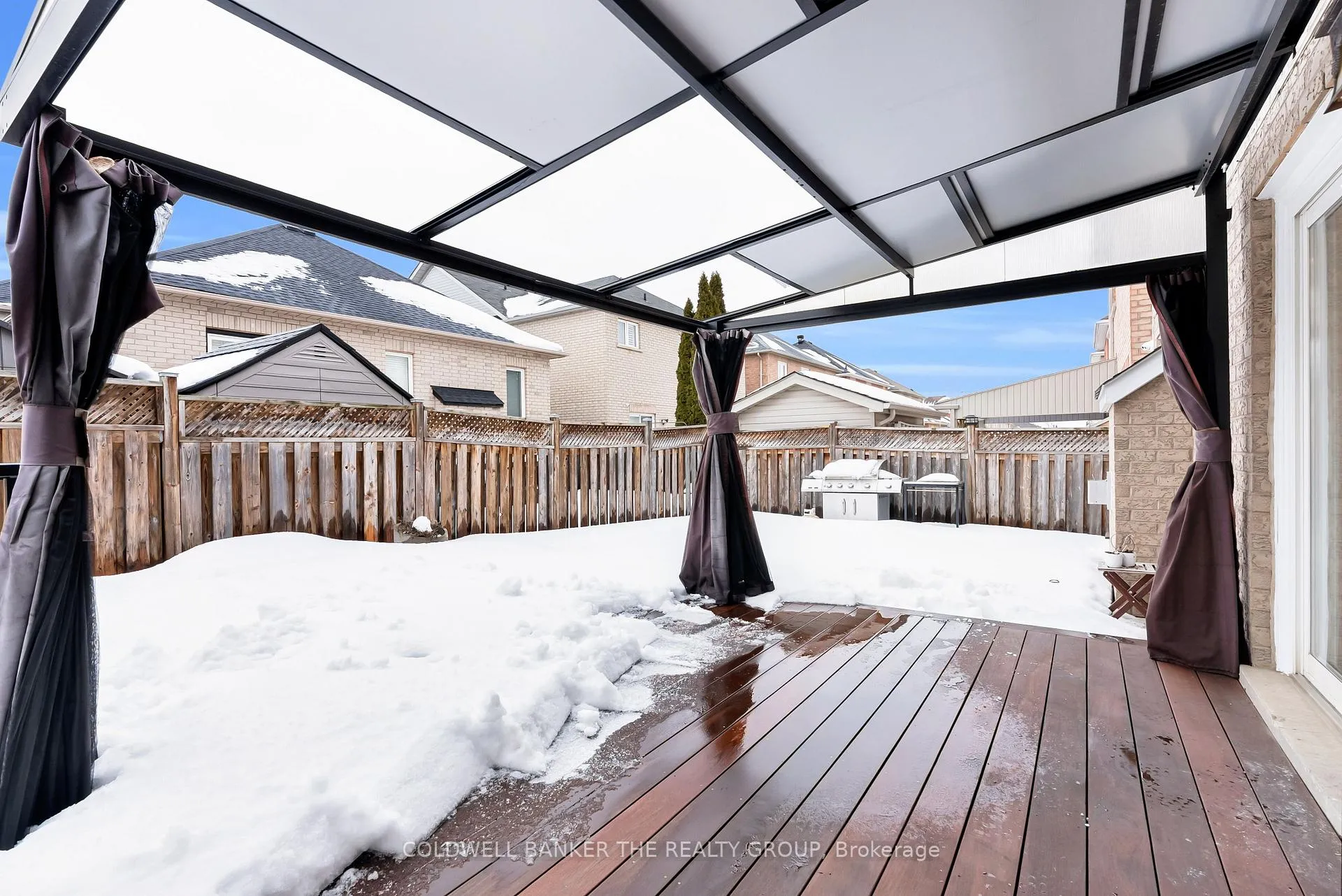 Photo 45 of 98 Masters Green Crescent, Brampton, Snelgrove — HOMEH