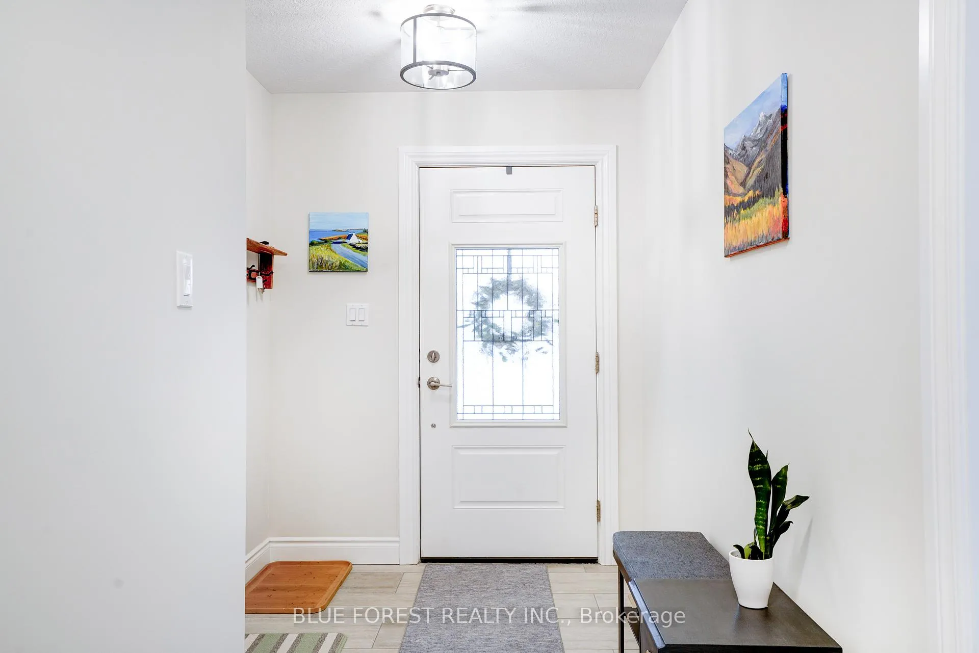 Photo 5 of 12 Auburn Drive, St. Thomas — HOMEH