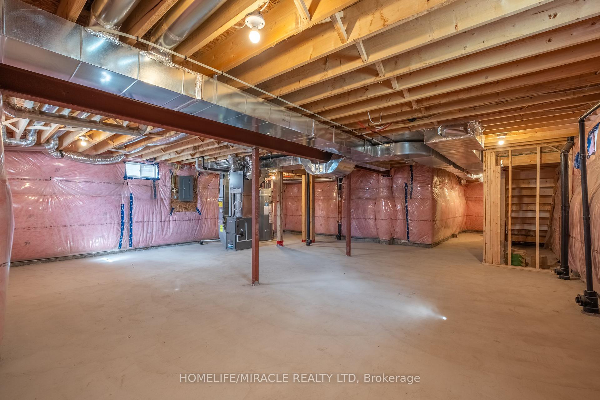 Photo 34 of 119 Oakmont Drive, Loyalist, Bath — HOMEH