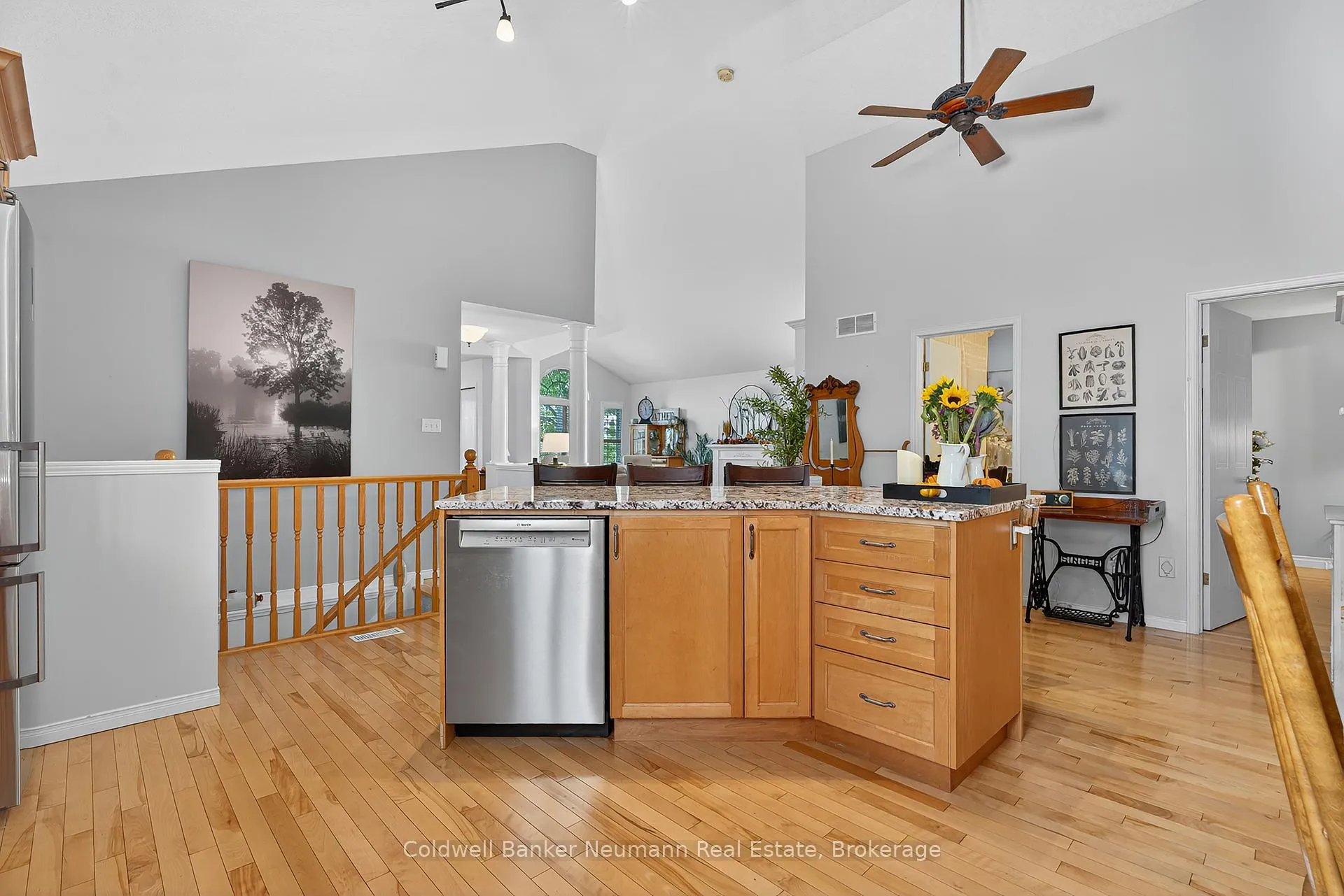 Photo 12 of 17 Milson Crescent, Guelph, Kortright Hills — HOMEH