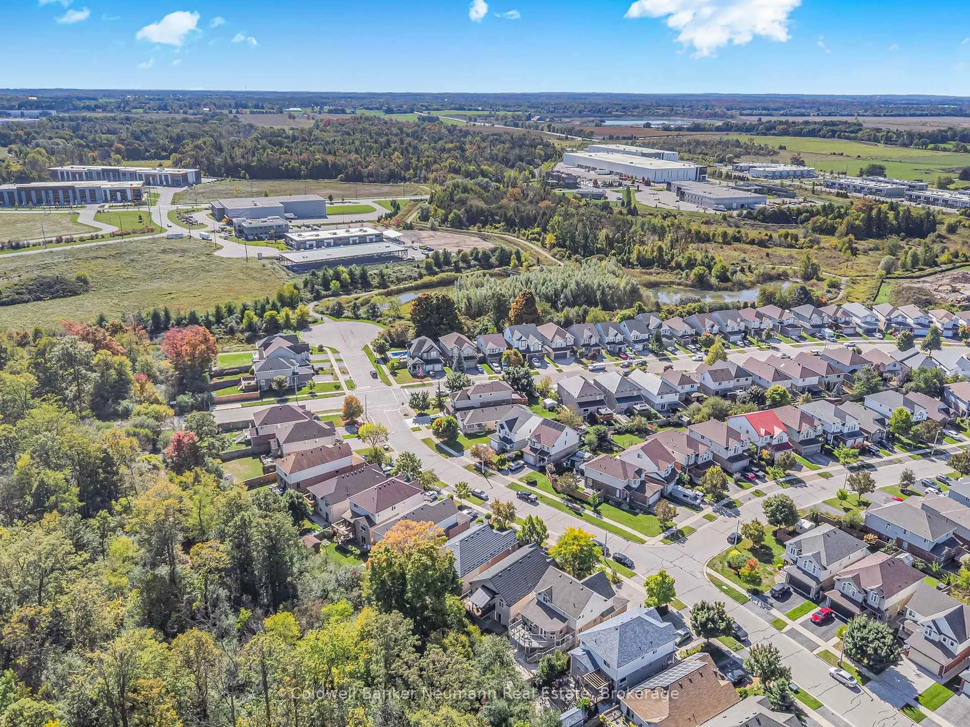 Photo 35 of 17 Milson Crescent, Guelph, Kortright Hills — HOMEH