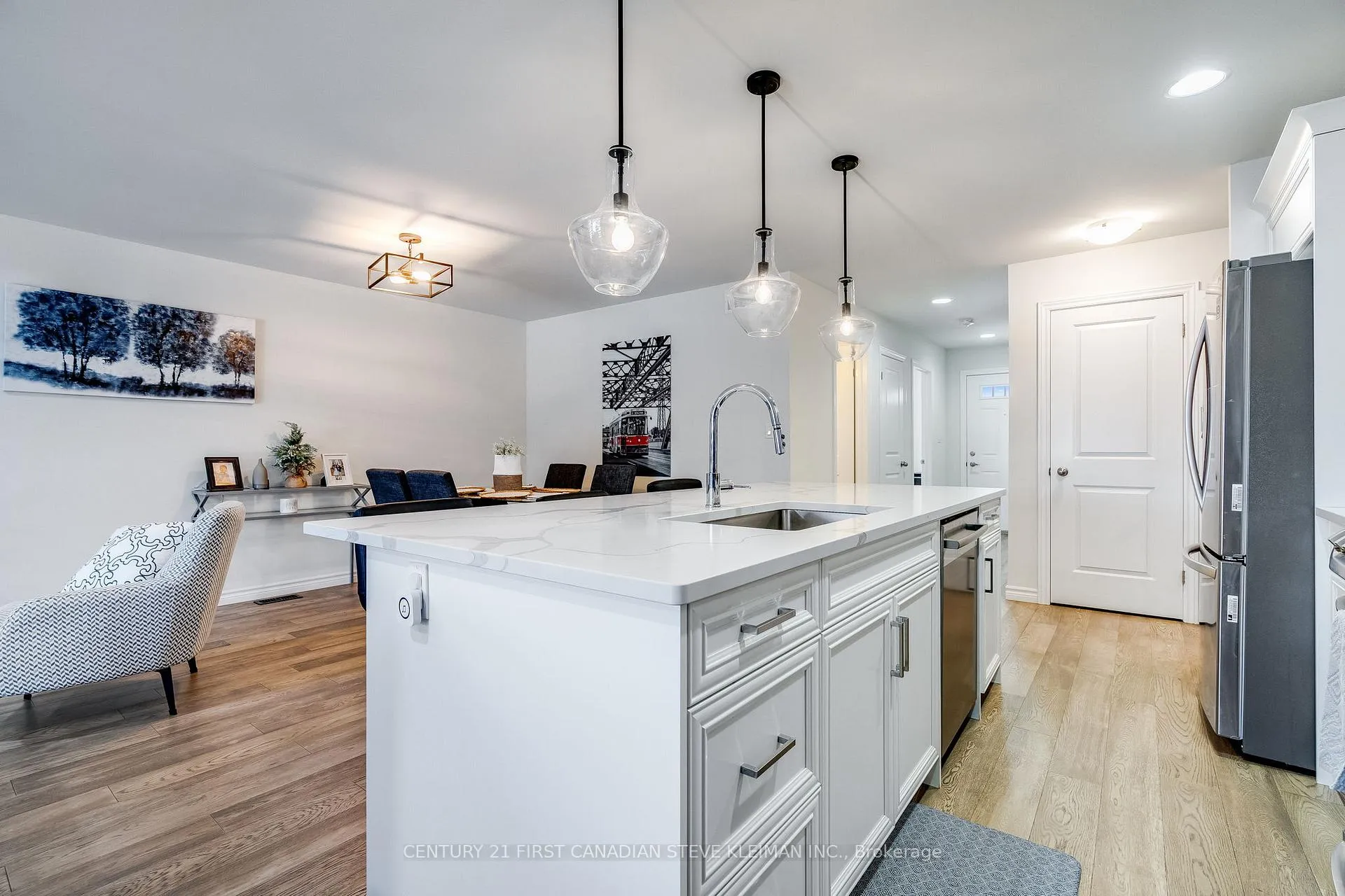 Photo 7 of 1091 Copeland Avenue, Windsor — HOMEH