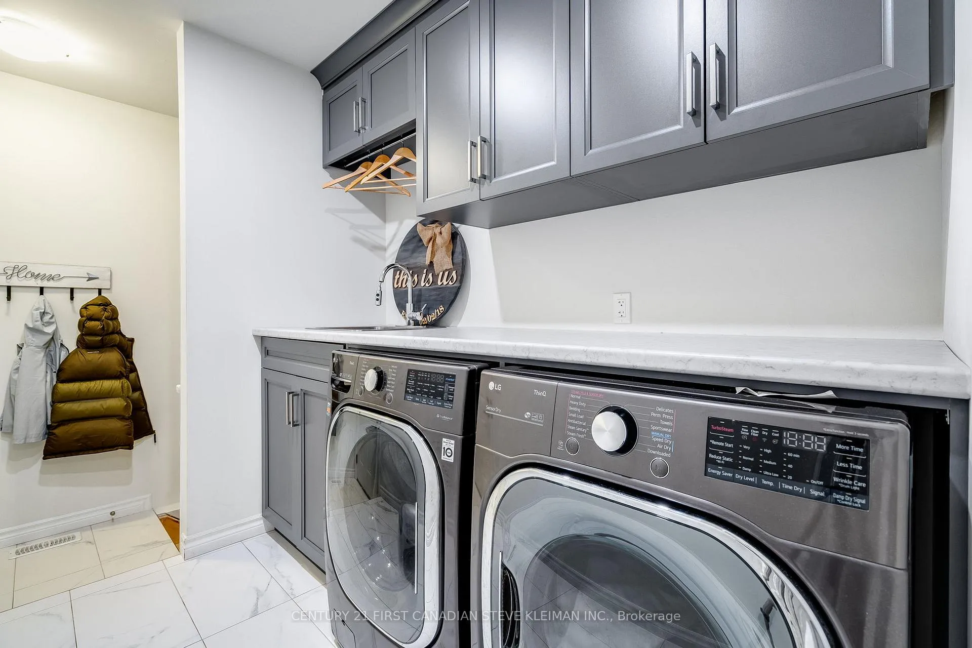 Photo 27 of 1091 Copeland Avenue, Windsor — HOMEH