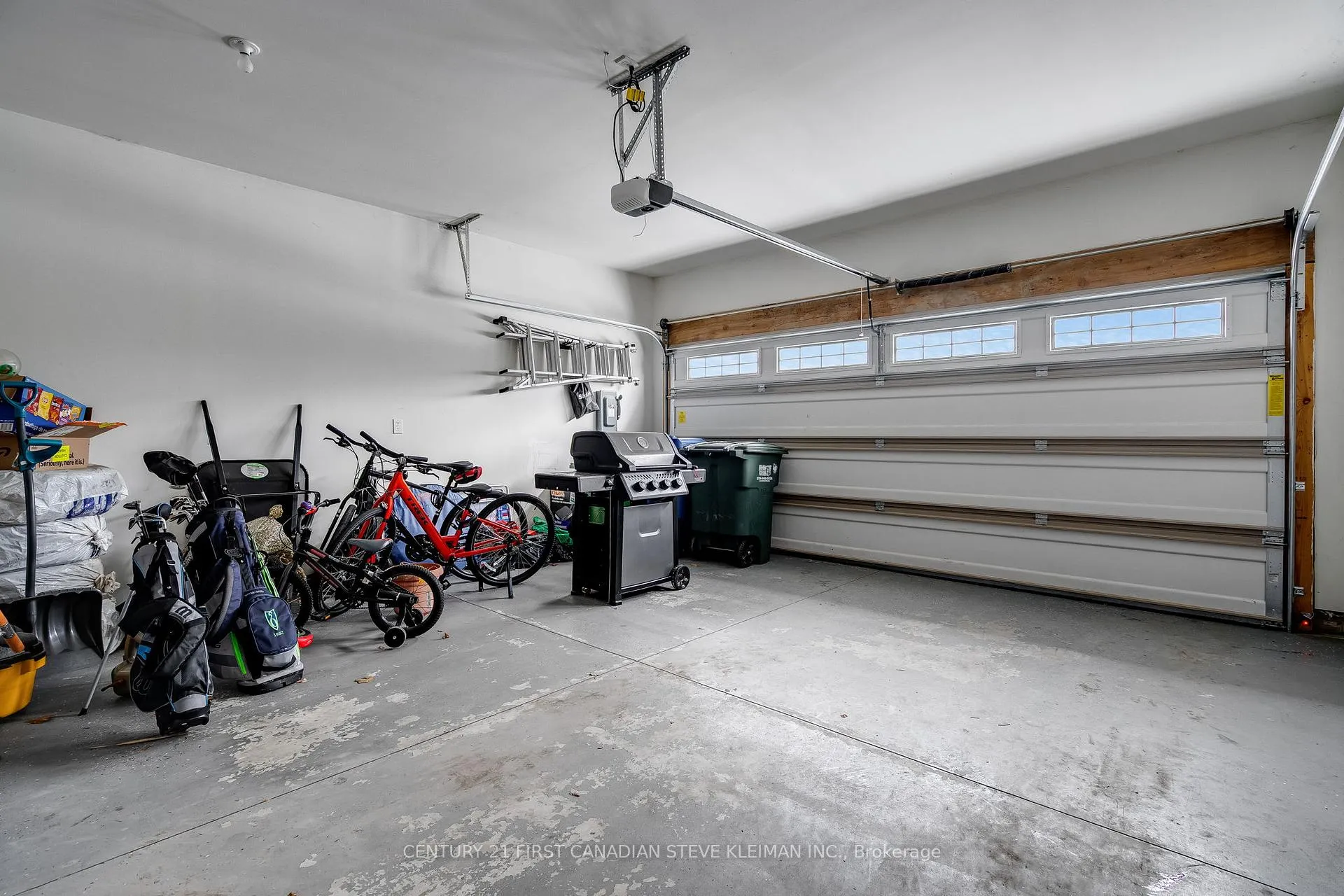 Photo 30 of 1091 Copeland Avenue, Windsor — HOMEH