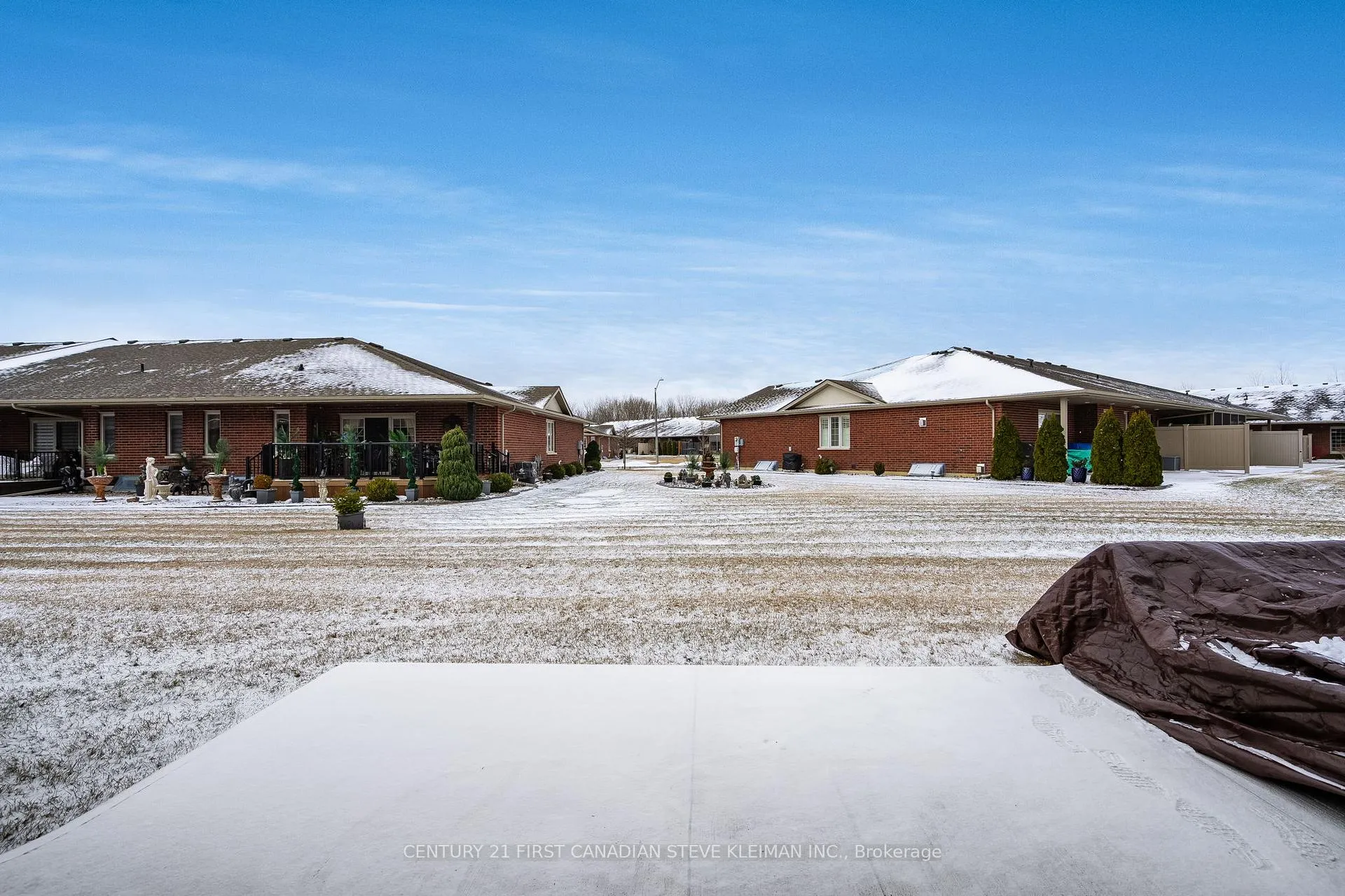 Photo 32 of 1091 Copeland Avenue, Windsor — HOMEH