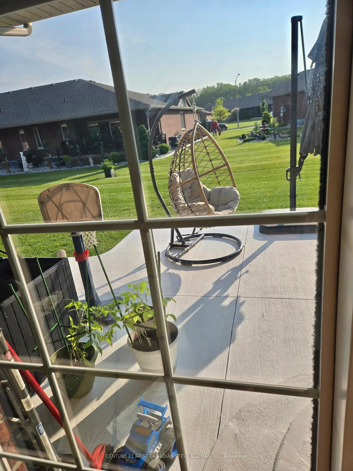 Photo 43 of 1091 Copeland Avenue, Windsor — HOMEH