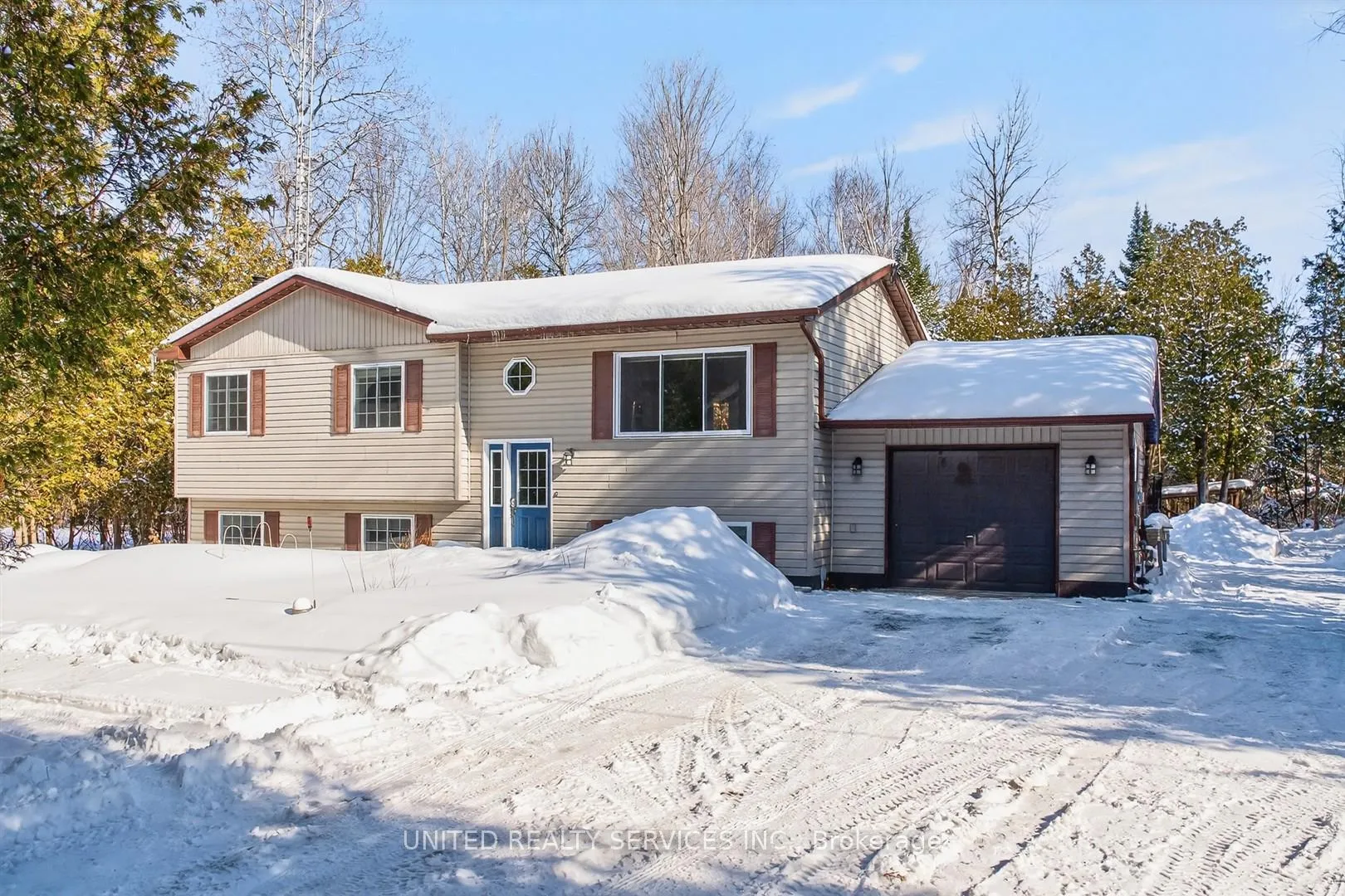 Photo 1 of 1030 Ford Road, Beckwith, Beckwith Twp — HOMEH