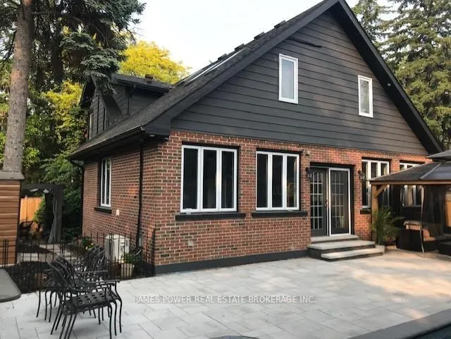 Photo 9 of 556 Stillwater Crescent, Burlington, LaSalle — HOMEH