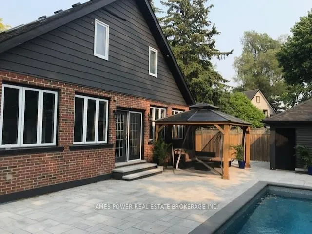 Photo 13 of 556 Stillwater Crescent, Burlington, LaSalle — HOMEH