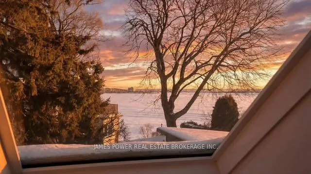 Photo 49 of 556 Stillwater Crescent, Burlington, LaSalle — HOMEH