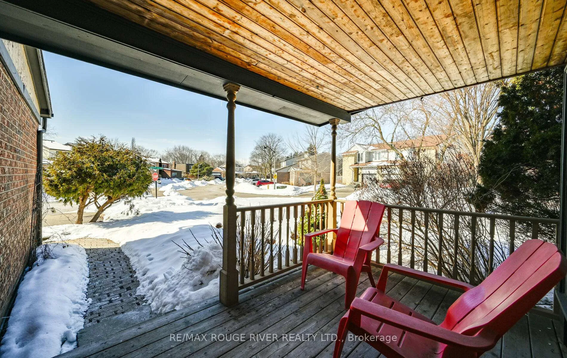 Photo 2 of 1201 Charlotte Circle, Pickering, Liverpool — HOMEH