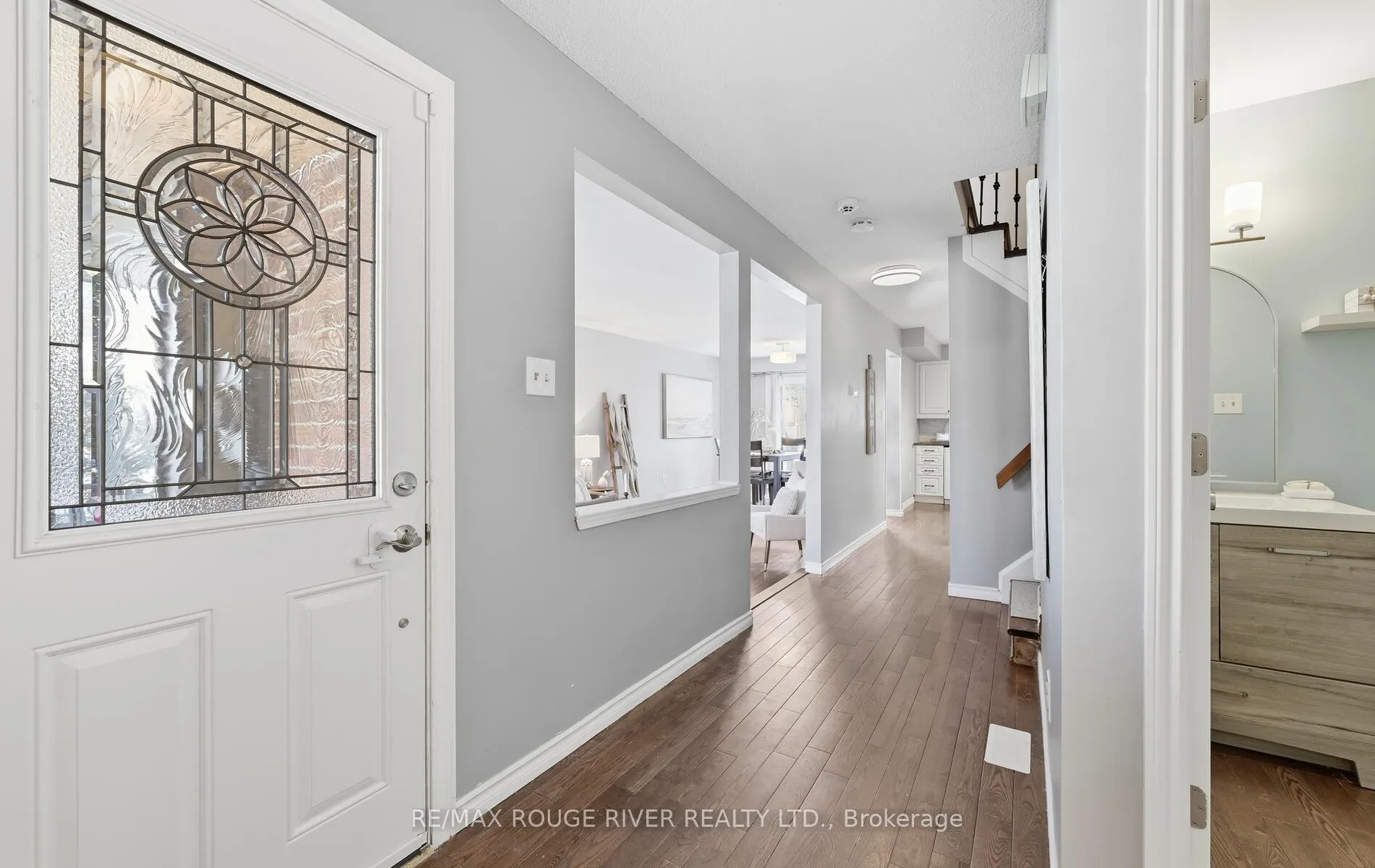 Photo 3 of 1201 Charlotte Circle, Pickering, Liverpool — HOMEH