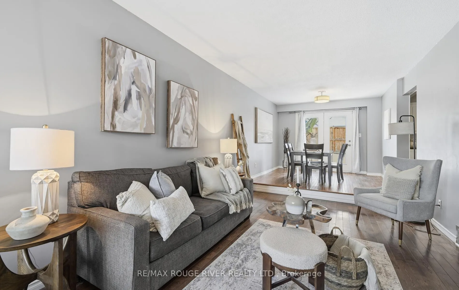 Photo 6 of 1201 Charlotte Circle, Pickering, Liverpool — HOMEH