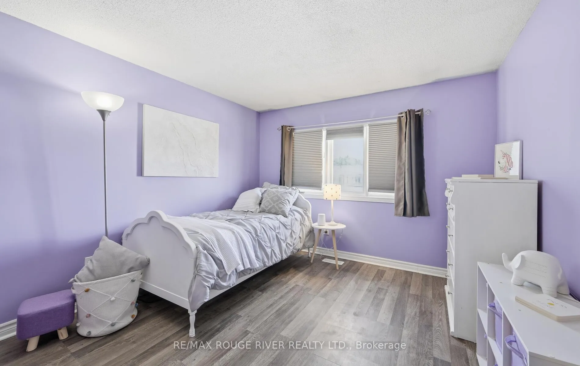 Photo 18 of 1201 Charlotte Circle, Pickering, Liverpool — HOMEH