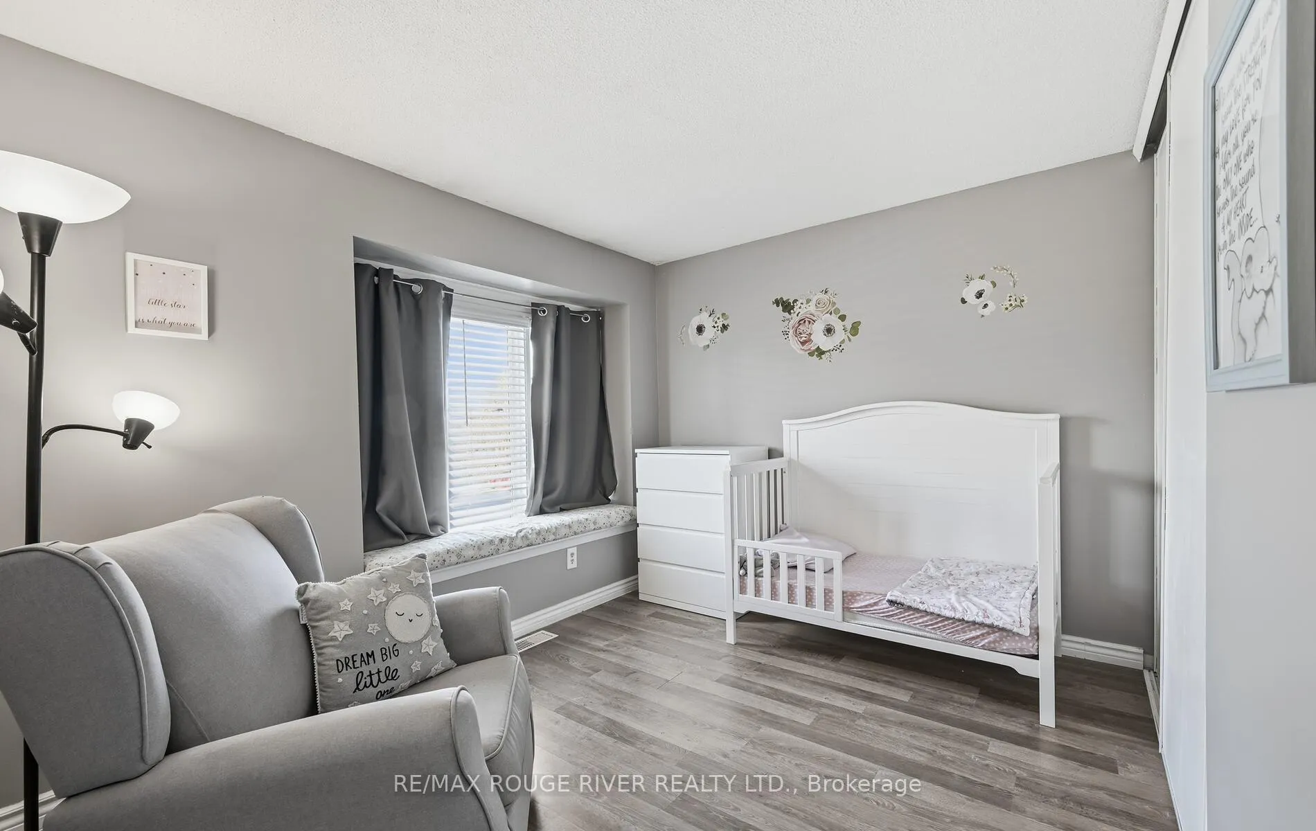Photo 19 of 1201 Charlotte Circle, Pickering, Liverpool — HOMEH