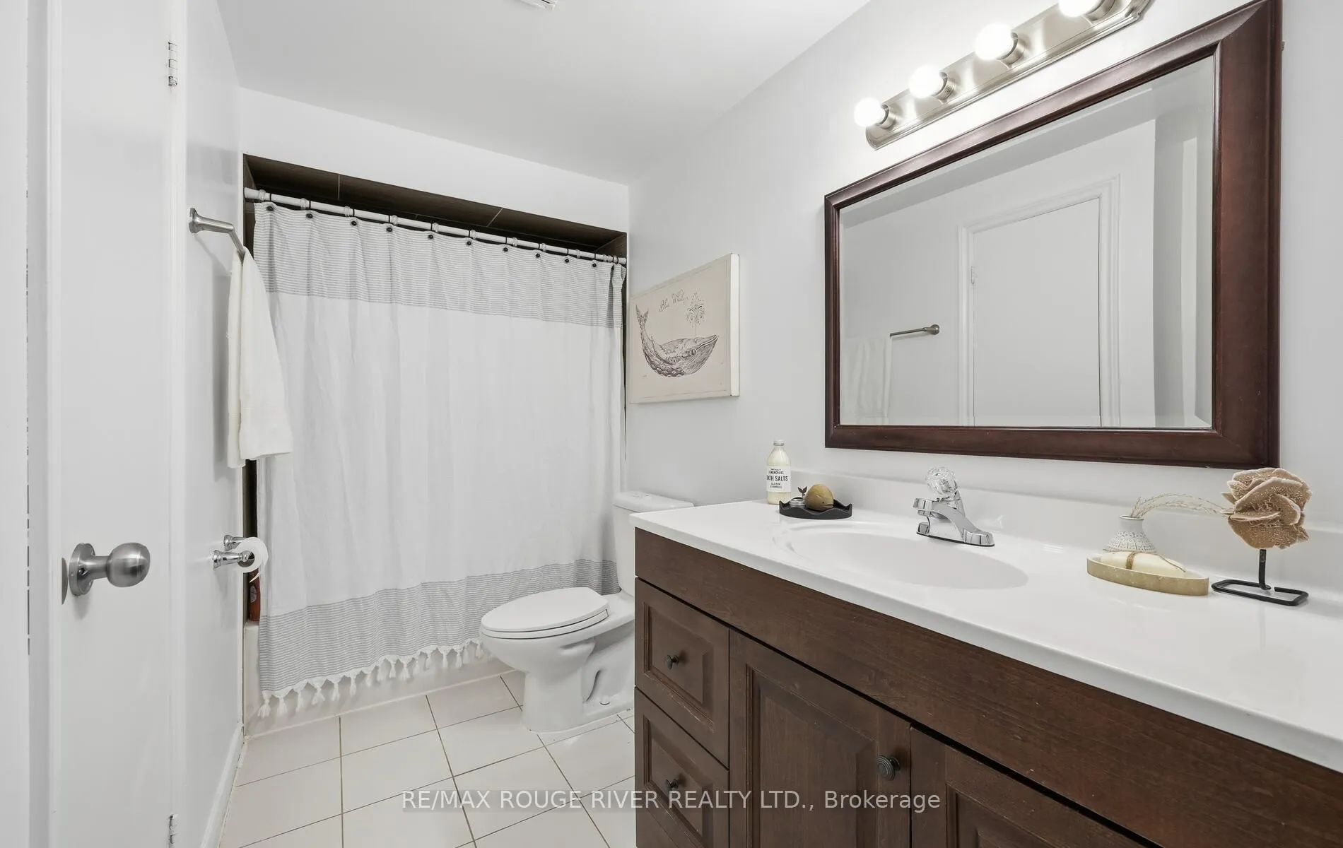 Photo 20 of 1201 Charlotte Circle, Pickering, Liverpool — HOMEH