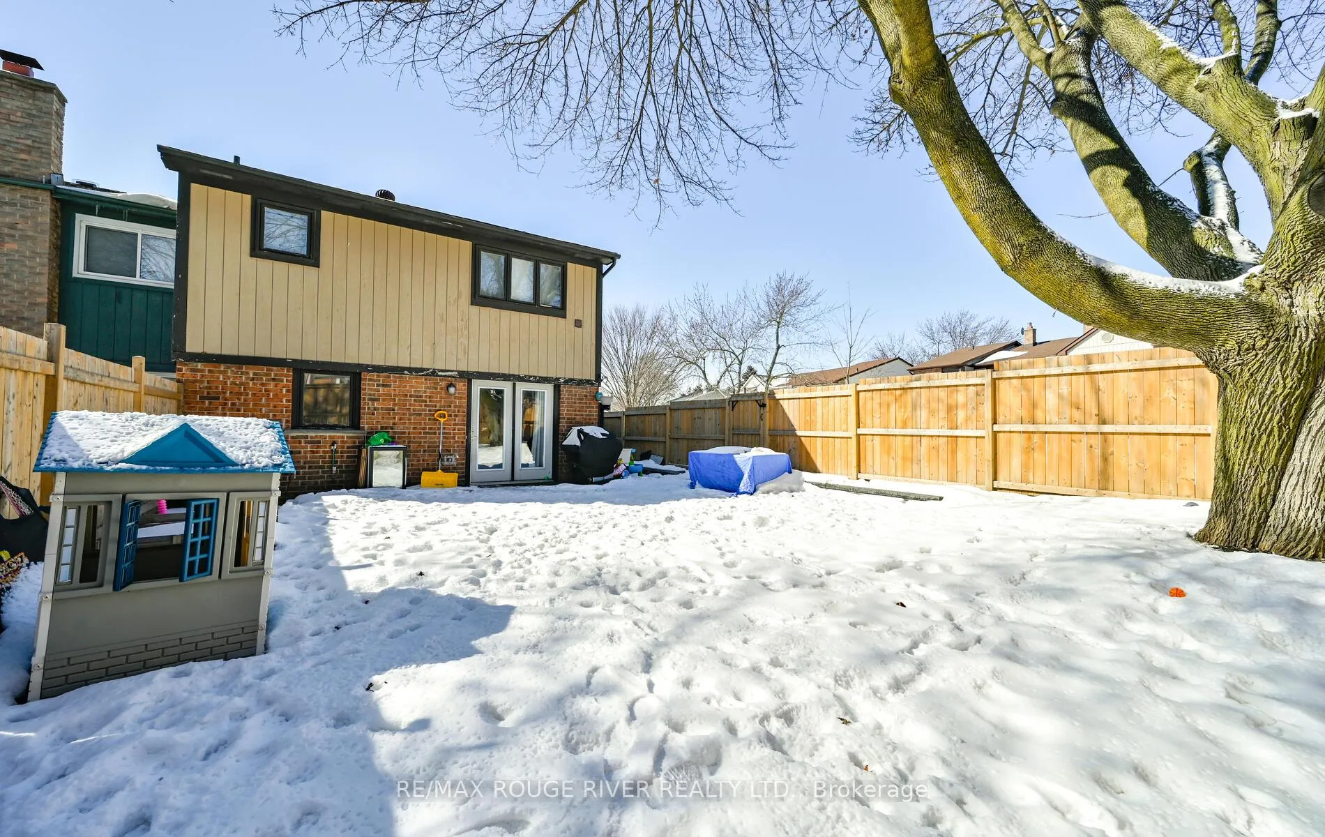 Photo 30 of 1201 Charlotte Circle, Pickering, Liverpool — HOMEH