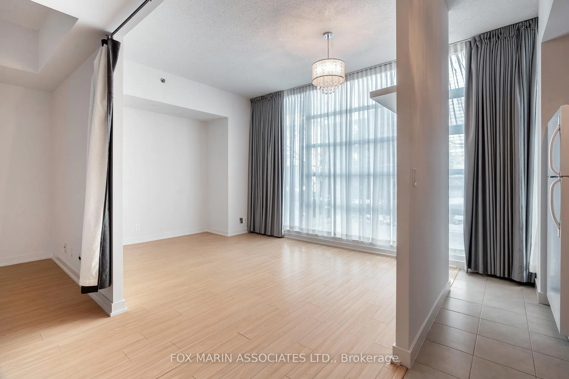 Photo 11 of Unit 206, 381 Front Street W, Toronto, Waterfront Communities — HOMEH