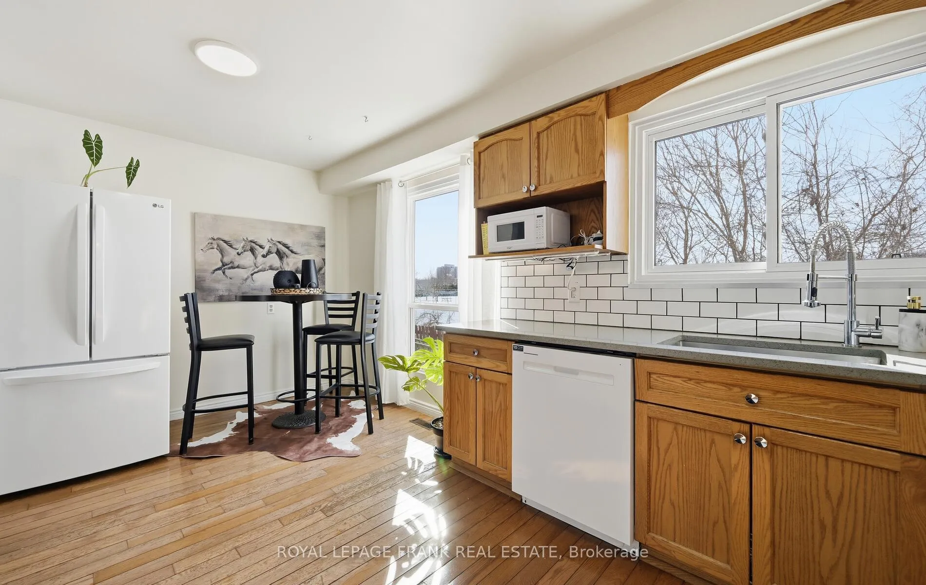 Photo 8 of Unit 19, 222 Pearson Street, Oshawa, O'Neill — HOMEH