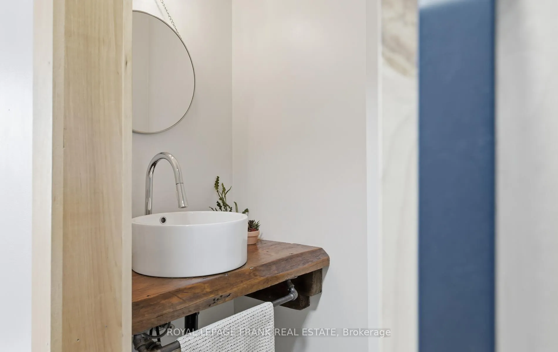 Photo 14 of Unit 19, 222 Pearson Street, Oshawa, O'Neill — HOMEH