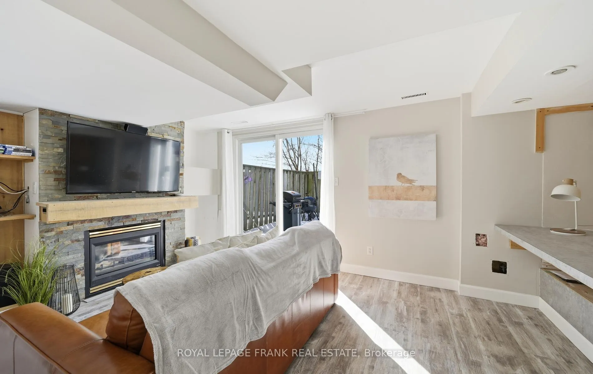 Photo 24 of Unit 19, 222 Pearson Street, Oshawa, O'Neill — HOMEH