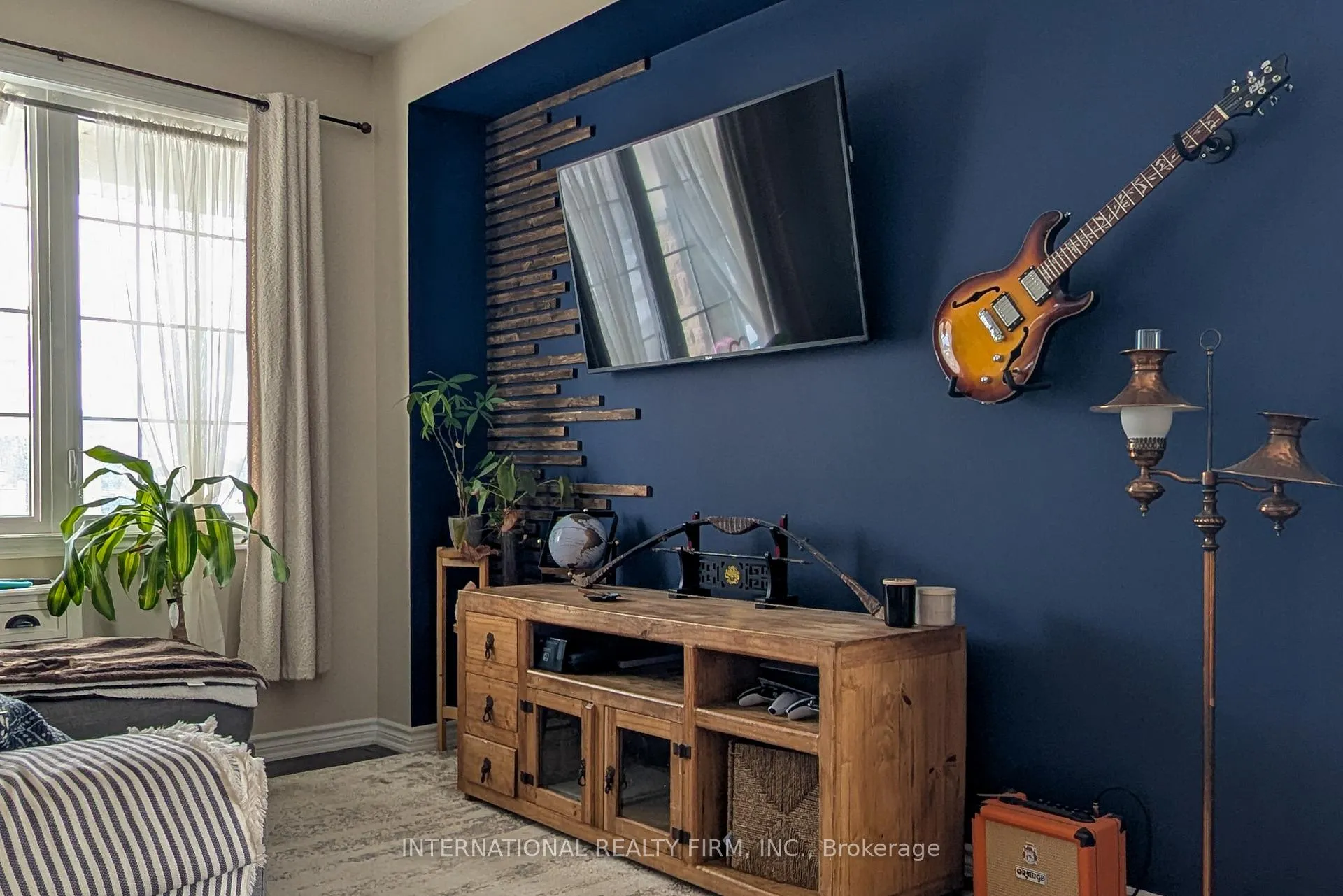 Photo 6 of 180 Mcbride Avenue, Clarington, Bowmanville — HOMEH