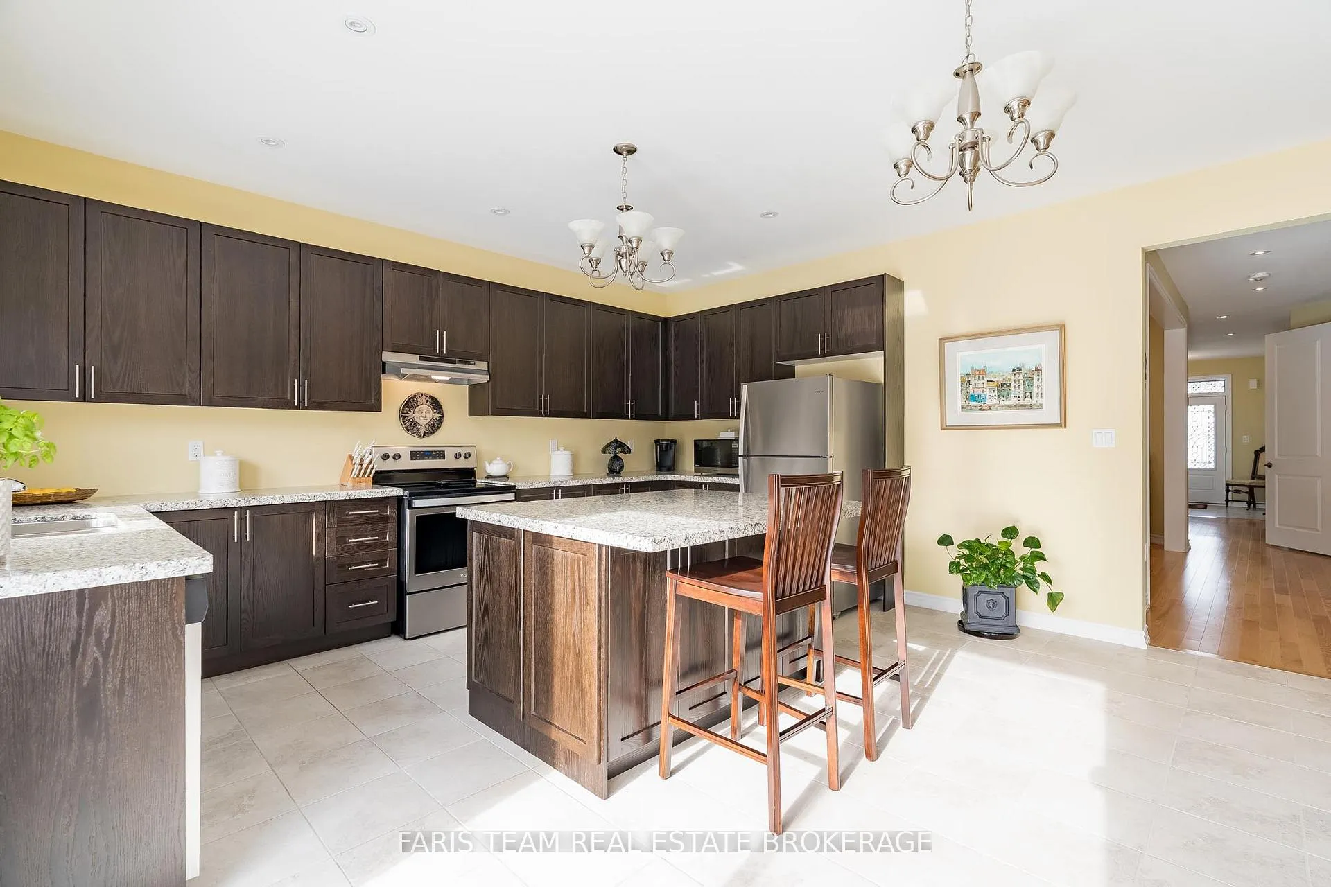 Photo 7 of 1041 Wickham Road, Innisfil, Rural Innisfil — HOMEH