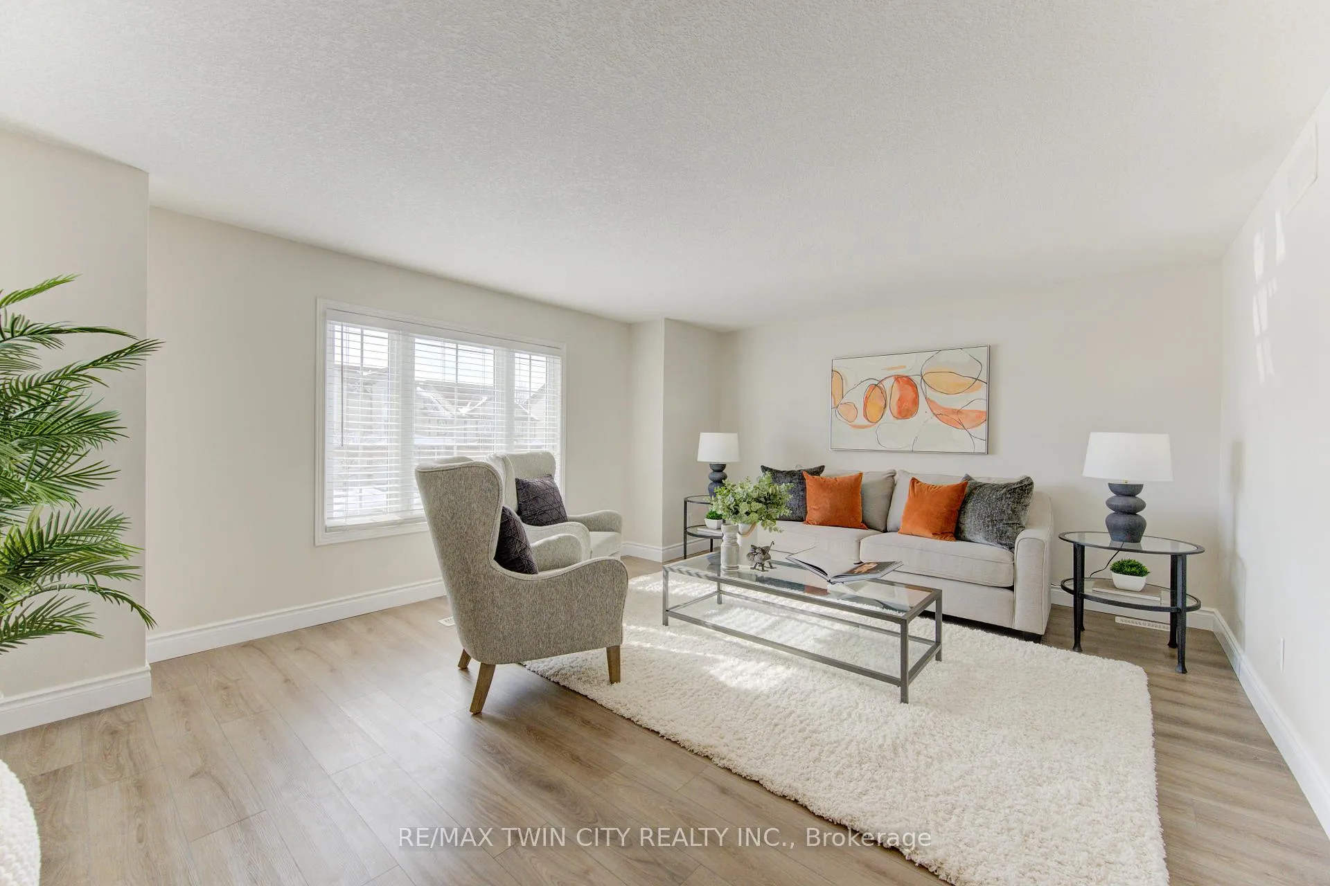 Photo 18 of 68 Max Becker Drive, Kitchener, Larentian West — HOMEH