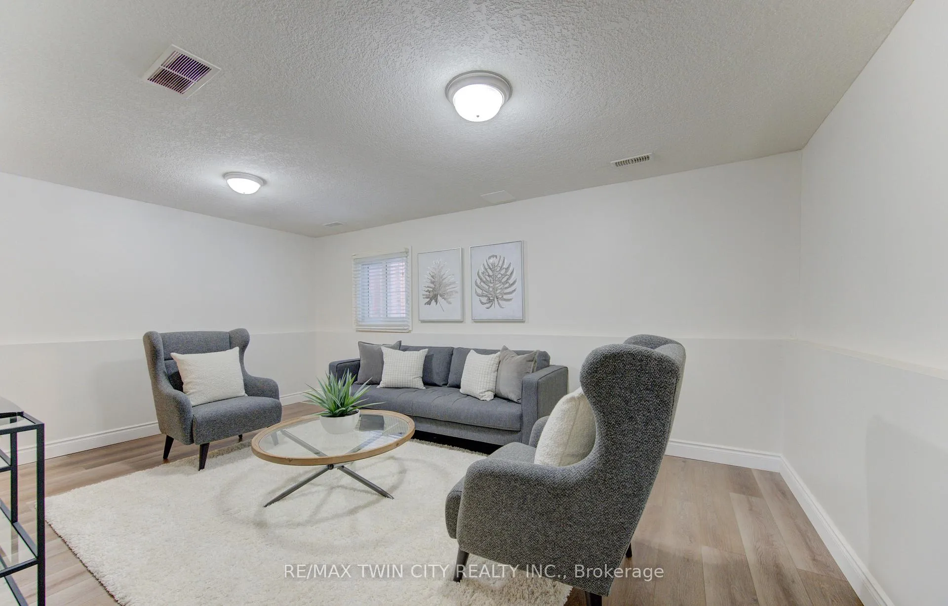 Photo 31 of 68 Max Becker Drive, Kitchener, Larentian West — HOMEH