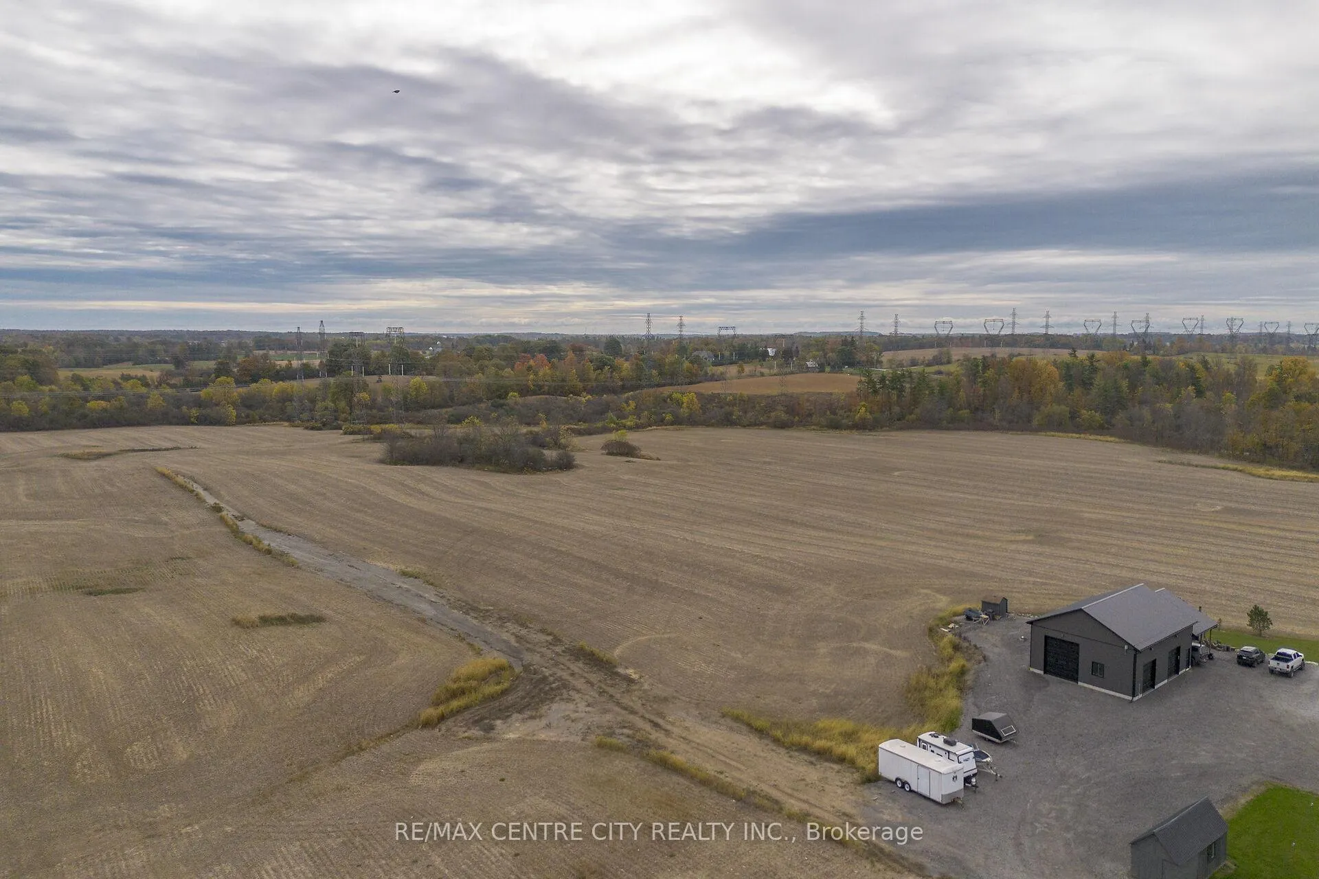 Photo 15 of 5300 Hwy 6, Haldimand — HOMEH