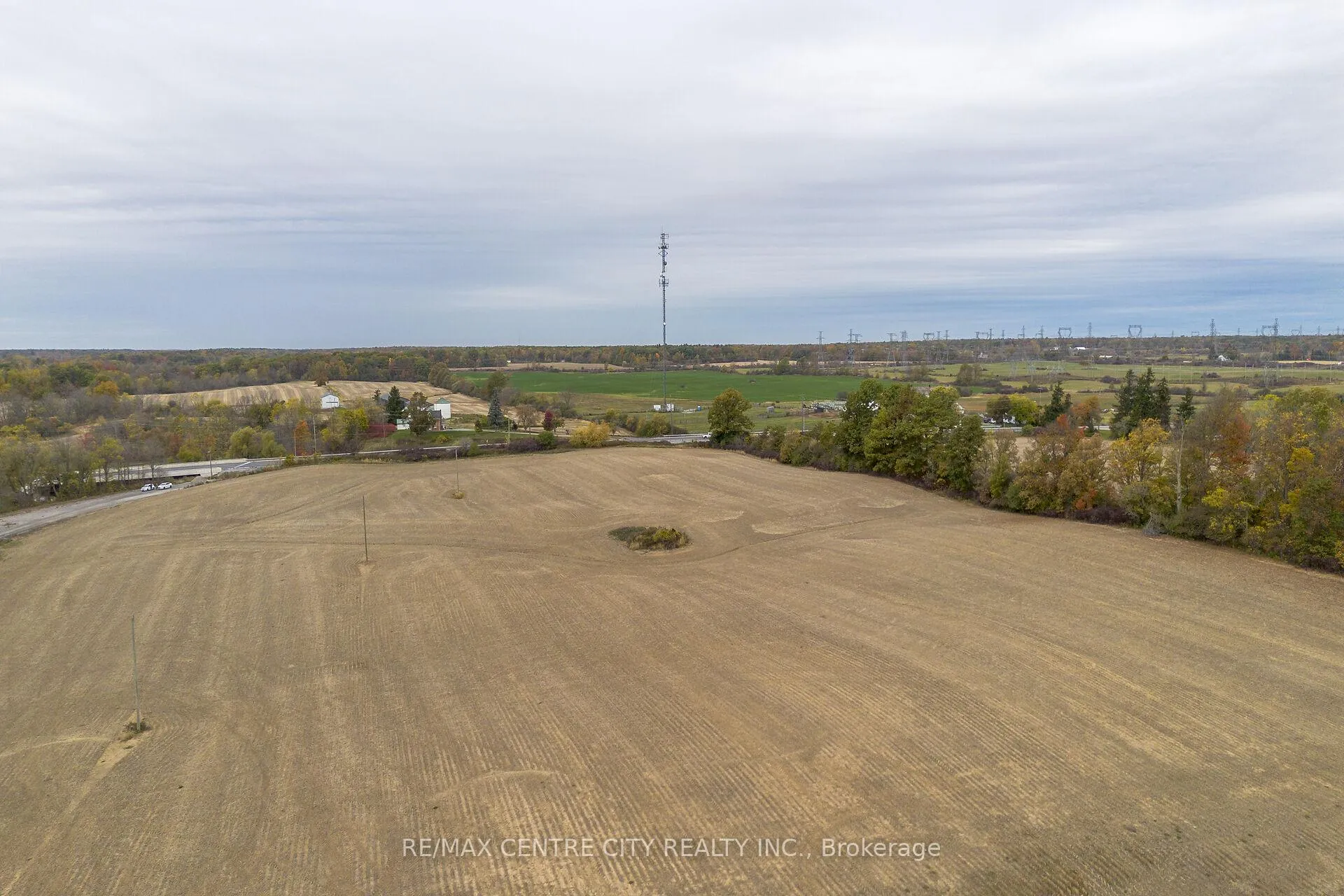 Photo 16 of 5300 Hwy 6, Haldimand — HOMEH