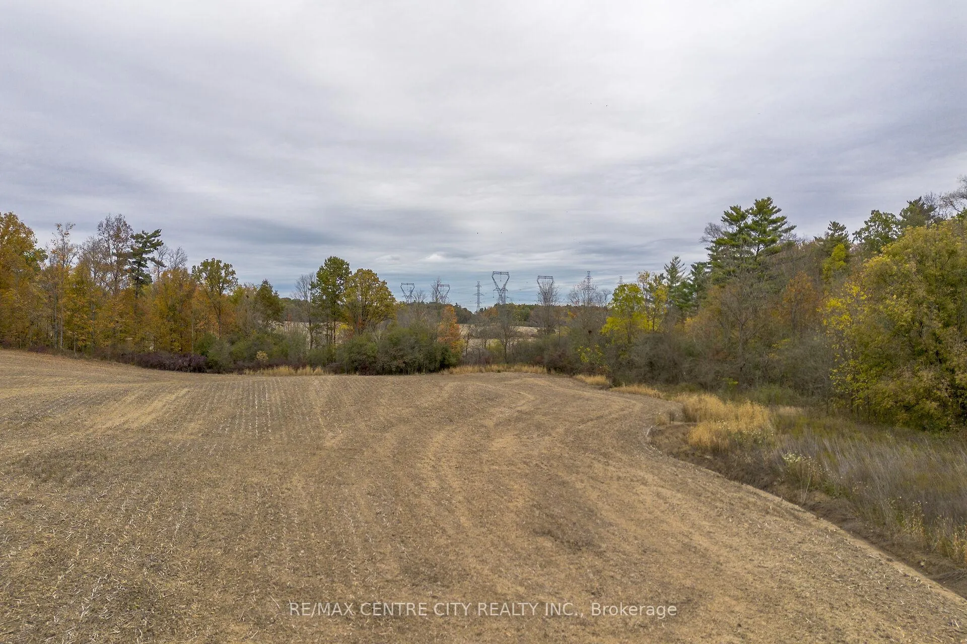 Photo 19 of 5300 Hwy 6, Haldimand — HOMEH