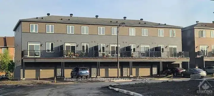 Photo 3 of 51 Lakepointe Drive, Ottawa, Avalon East — HOMEH