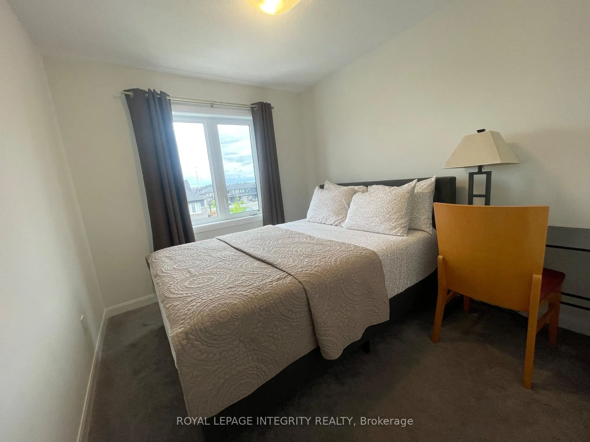 Photo 10 of 51 Lakepointe Drive, Ottawa, Avalon East — HOMEH