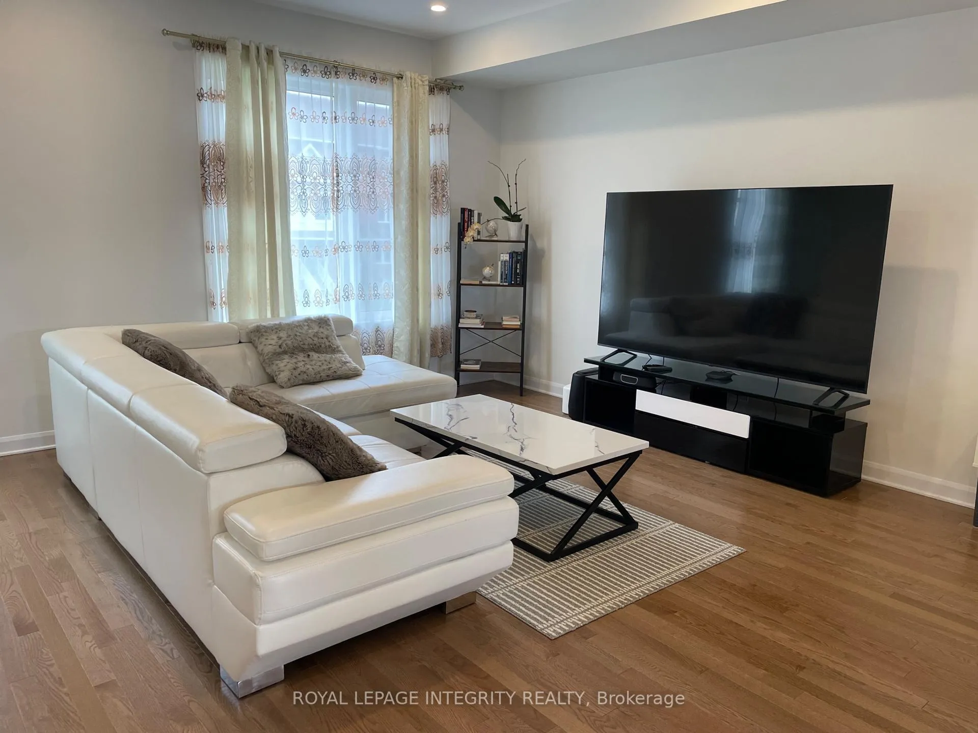 Photo 14 of 51 Lakepointe Drive, Ottawa, Avalon East — HOMEH