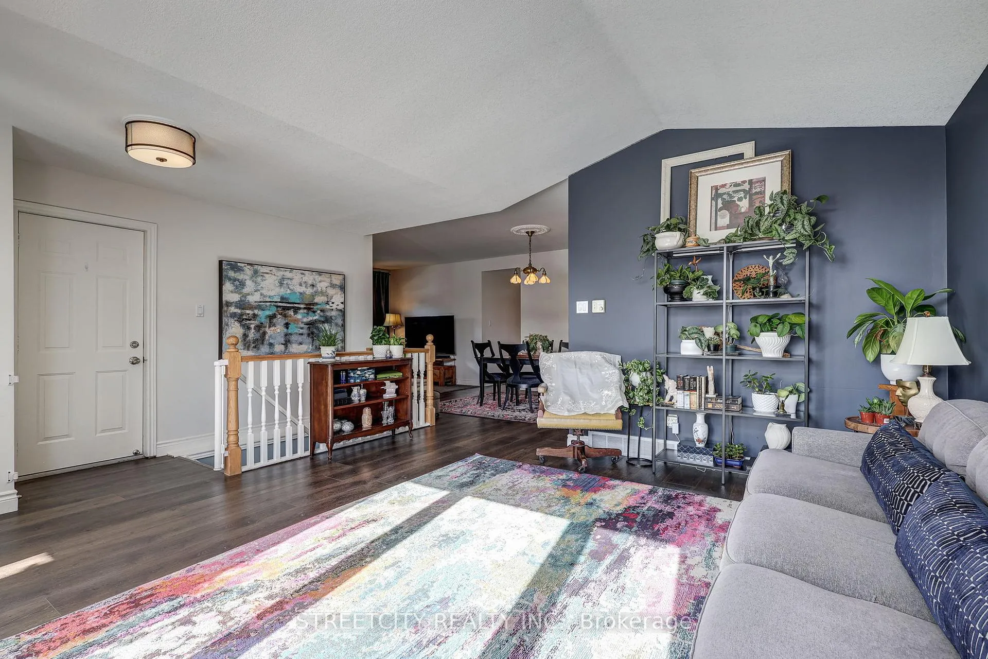 Photo 5 of 44 Rosethorn Court, St. Thomas — HOMEH