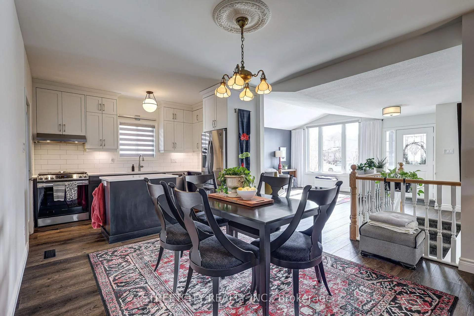 Photo 16 of 44 Rosethorn Court, St. Thomas — HOMEH
