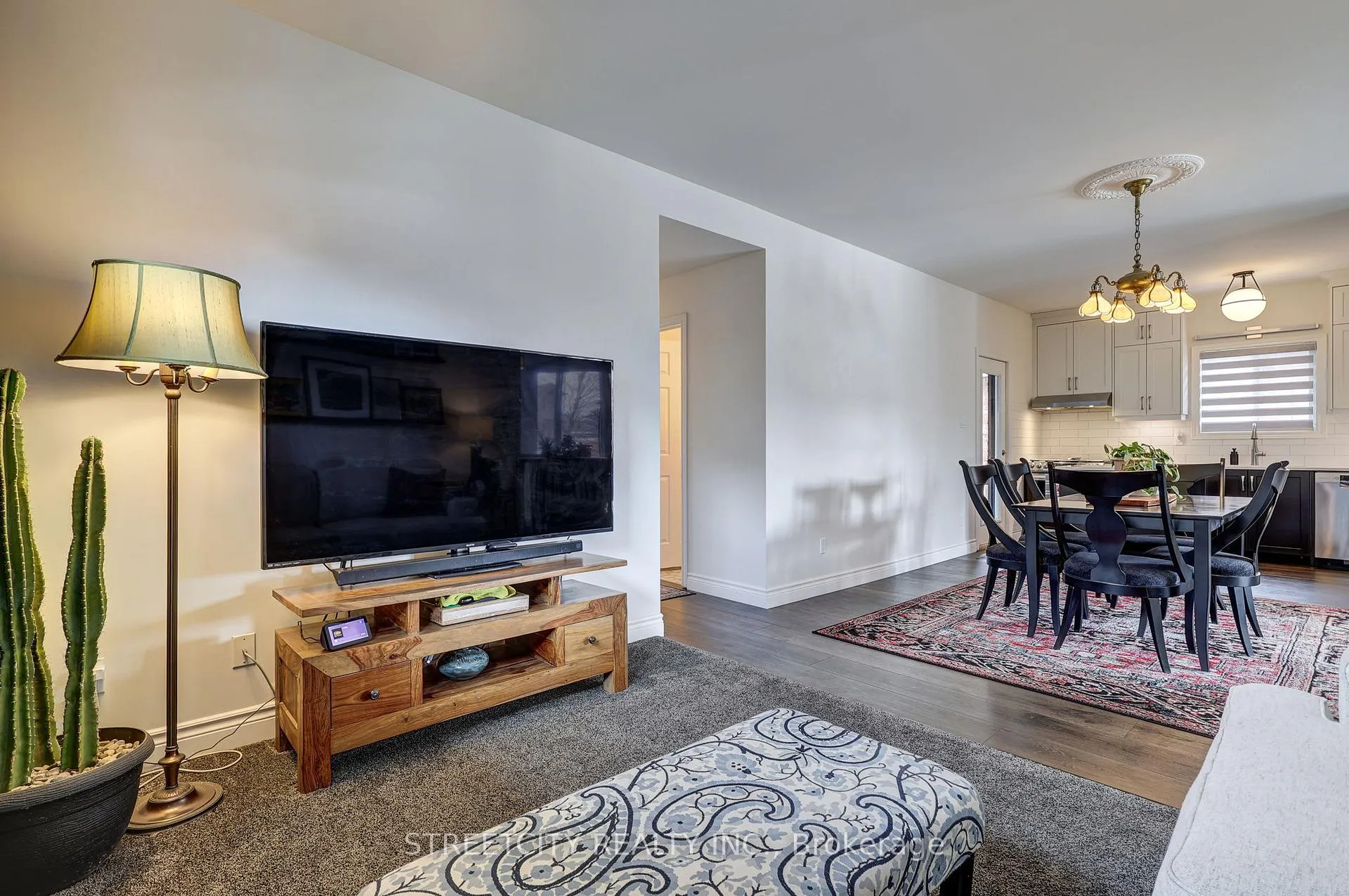 Photo 21 of 44 Rosethorn Court, St. Thomas — HOMEH